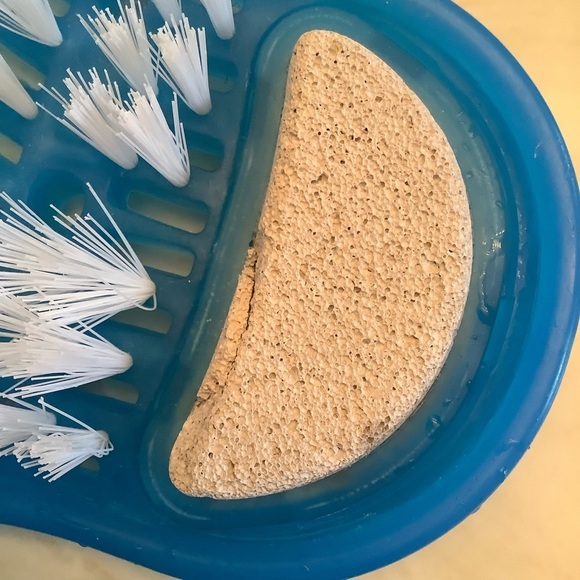 The Foot Cleaner No bending, athletes foot or odor - Picture 8 of 9